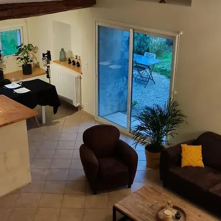 La Patte Charentaise Parking Gratuit Le Calme En 桑特