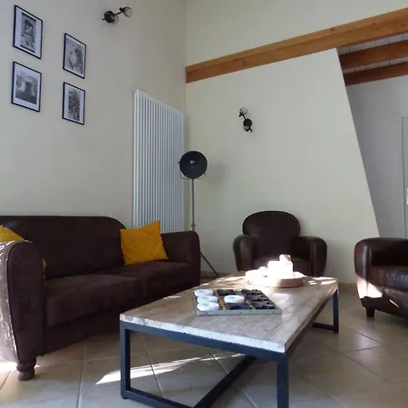 Vakantiehuis La Patte Charentaise Parking Gratuit Le Calme En Saintes