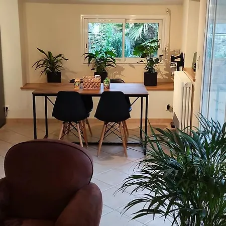 La Patte Charentaise Parking Gratuit Le Calme En