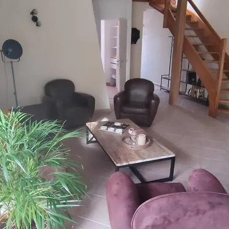 La Patte Charentaise Parking Gratuit Le Calme En