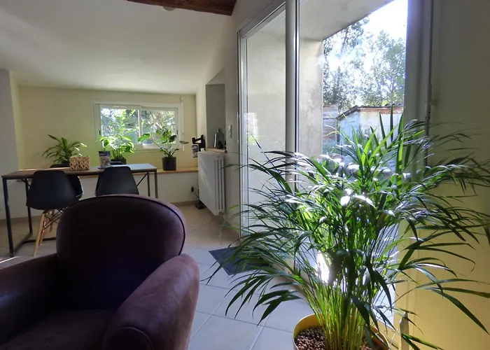 Сasa de vacaciones La Patte Charentaise Parking Gratuit Le Calme En *